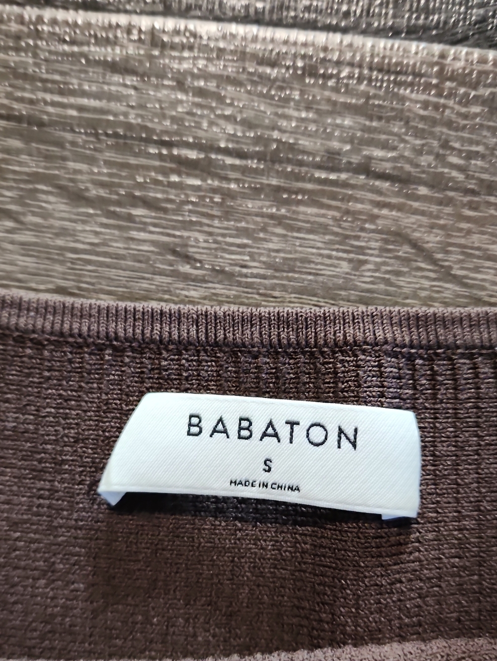 🌵 Babaton Sculpt Knit Square Neck Tank 🌵 - Picture 2 of 5